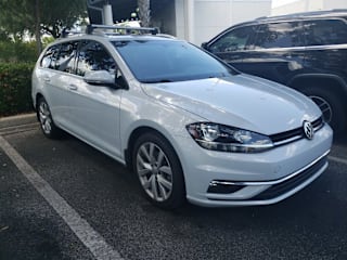 2018 Volkswagen Golf SportWagen TSI SEL 3VWL17AU9JM763683 2018 Volkswagen Golf SportWagen TSI SEL