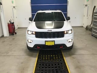 2018 Jeep Grand Cherokee 1C4RJFLG5JC165476 2018 Jeep Grand Cherokee