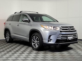 2018 Toyota Highlander XLE 5TDJZRFH1JS557042 2018 Toyota Highlander XLE