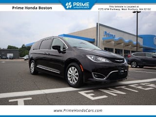 2018 Chrysler Pacifica Touring L 2C4RC1BG8JR154879 2018 Chrysler Pacifica Touring L