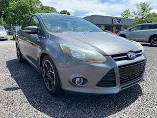 2012 Ford Focus Titanium 1FAHP3N23CL194123 2012 Ford Focus Titanium