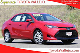 2017 Toyota Corolla LE 2T1BURHE9HC932023 2017 Toyota Corolla LE