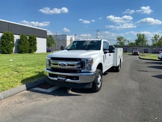 2019 Ford F-350 Super Duty XLT 1FD8X3HT4KEE34230 2019 Ford F-350 Super Duty XLT