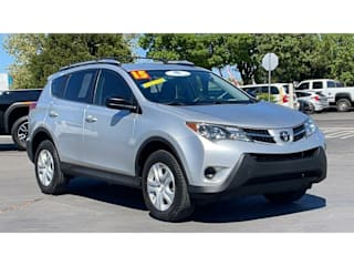2015 Toyota RAV4 LE JTMBFREV7FJ023228 2015 Toyota RAV4 LE