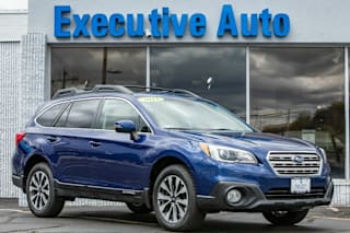 2015 Subaru Outback 3.6R Limited 4S4BSENC1F3317212 2015 Subaru Outback 3.6R Limited