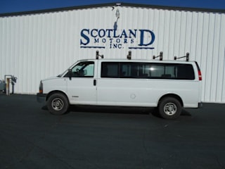 2005 Chevrolet Express Passenger 1GAHG39UX51222576 2005 Chevrolet Express Passenger