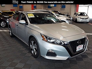 2019 Nissan Altima 1N4BL4BW8KN326651 2019 Nissan Altima