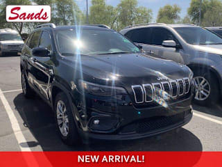 2019 Jeep Cherokee Latitude Plus 1C4PJLLB0KD247055 2019 Jeep Cherokee Latitude Plus