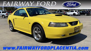2002 Ford Mustang 1FAFP42X72F100402 2002 Ford Mustang
