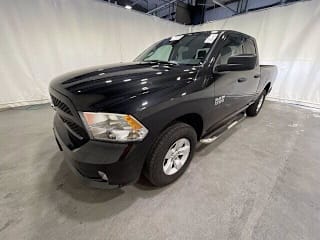 2018 Ram Pickup 1500 1C6RR7FG5JS207104 2018 Ram Pickup 1500