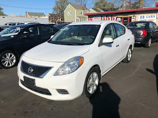 2014 Nissan Versa 1.6 S 3N1CN7AP0EL859167 2014 Nissan Versa 1.6 S