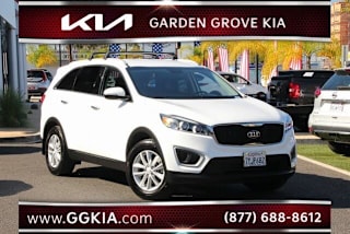 2017 Kia Sorento LX 5XYPG4A37HG285487 2017 Kia Sorento LX