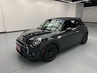 2018 MINI Convertible Cooper S WMWWG9C59J3E38954 2018 MINI Convertible Cooper S