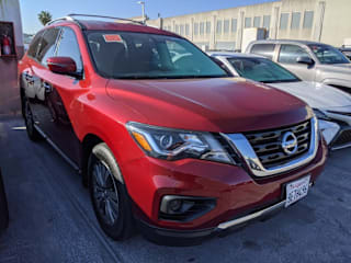 2018 Nissan Pathfinder S 5N1DR2MN9JC659067 2018 Nissan Pathfinder S