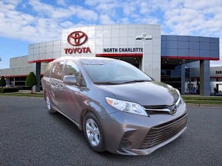 2018 Toyota Sienna LE 8-Passenger 5TDKZ3DCXJS906403 2018 Toyota Sienna LE 8-Passenger