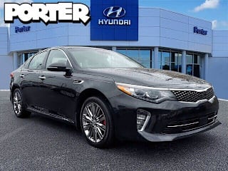 2018 Kia Optima 5XXGV4L20JG228133 2018 Kia Optima