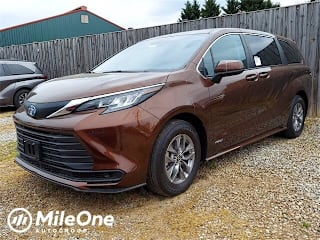 2021 Toyota Sienna LE 8-Passenger 5TDKRKEC2MS027734 2021 Toyota Sienna LE 8-Passenger