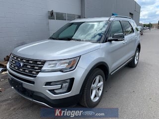 2017 Ford Explorer XLT 1FM5K8D82HGD38075 2017 Ford Explorer XLT
