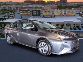 2018 Toyota Prius Three Touring JTDKARFU8J3058586 2018 Toyota Prius Three Touring