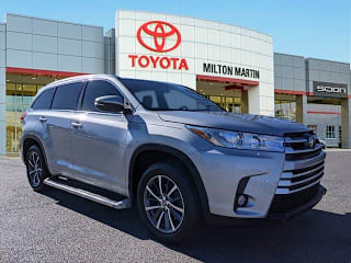 2018 Toyota Highlander 5TDKZRFH8JS528660 2018 Toyota Highlander