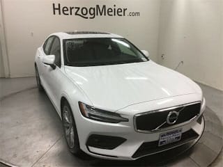2021 Volvo S60 T6 Momentum 7JRA22TK4MG094423 2021 Volvo S60 T6 Momentum