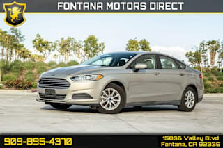 2015 Ford Fusion S 3FA6P0G71FR214132 2015 Ford Fusion S