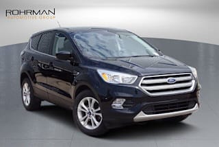 2017 Ford Escape SE 1FMCU9GD8HUD88657 2017 Ford Escape SE