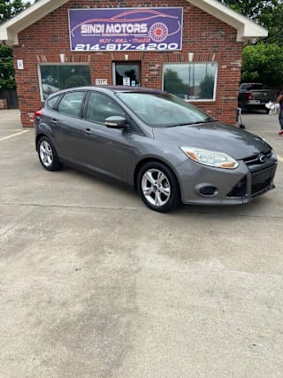 2013 Ford Focus SE 1FADP3K24DL184821 2013 Ford Focus SE