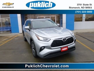 2020 Toyota Highlander XLE 5TDGZRBHXLS002044 2020 Toyota Highlander XLE