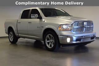 2017 Ram Pickup 1500 1C6RR6NT9HS847321 2017 Ram Pickup 1500