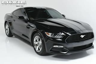 2016 Ford Mustang V6 1FA6P8AM5G5301727 2016 Ford Mustang V6
