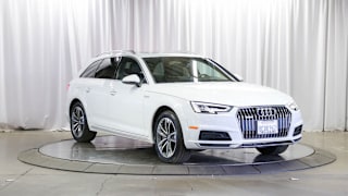 2017 Audi A4 allroad 2.0T quattro Premium Plus WA18NAF48HA144805 2017 Audi A4 allroad 2.0T quattro Premium Plus