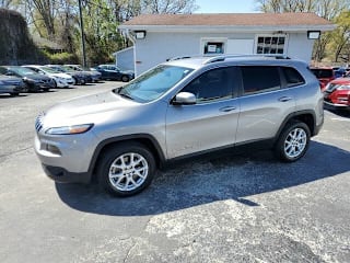 2016 Jeep Cherokee Latitude 1C4PJLCB0GW207957 2016 Jeep Cherokee Latitude
