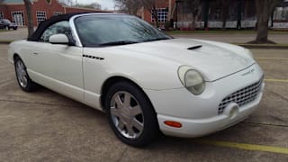 2002 Ford Thunderbird 1FAHP60A52Y105072 2002 Ford Thunderbird