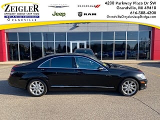 2007 Mercedes-Benz S-Class S 550 WDDNG71XX7A085977 2007 Mercedes-Benz S-Class S 550