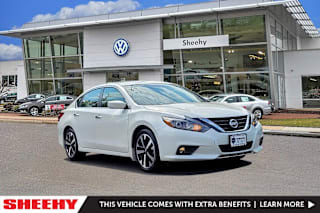 2018 Nissan Altima 2.5 SR 1N4AL3AP0JC110562 2018 Nissan Altima 2.5 SR