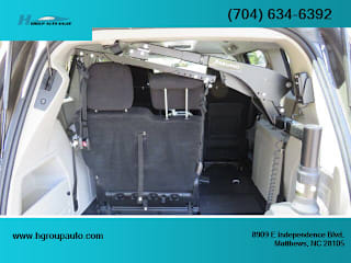 2011 Chrysler Town and Country 2A4RR5DG5BR638345 2011 Chrysler Town and Country