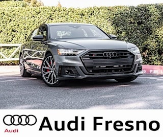 2021 Audi S8 WAU8SAF87MN010045 2021 Audi S8