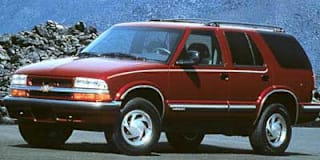 1998 Chevrolet Blazer Base 1GNDT13W1W2119338 1998 Chevrolet Blazer Base