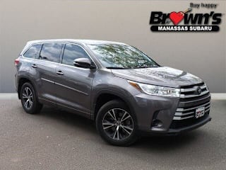 2018 Toyota Highlander LE 5TDBZRFH9JS893171 2018 Toyota Highlander LE
