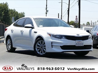 2018 Kia Optima LX 5XXGT4L32JG257048 2018 Kia Optima LX