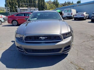 2014 Ford Mustang V6 1ZVBP8AM0E5222033 2014 Ford Mustang V6