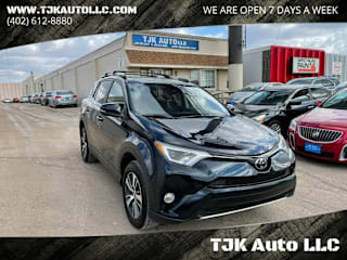 2017 Toyota RAV4 JTMRFREVXHD216912 2017 Toyota RAV4
