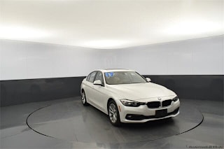 2017 BMW 3 Series 320i xDrive WBA8E5G36HNU42567 2017 BMW 3 Series 320i xDrive