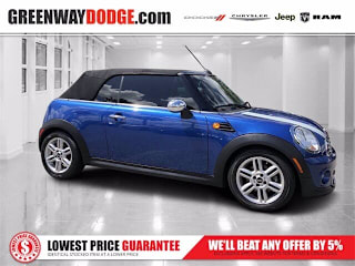2015 MINI Convertible Cooper WMWZN3C54FT861929 2015 MINI Convertible Cooper