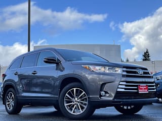 2019 Toyota Highlander XLE 5TDJZRFH7KS606553 2019 Toyota Highlander XLE