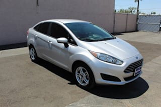 2017 Ford Fiesta SE 3FADP4BJ6HM130793 2017 Ford Fiesta SE
