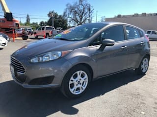 2014 Ford Fiesta SE 3FADP4EJ0EM196702 2014 Ford Fiesta SE