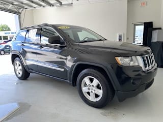 2011 Jeep Grand Cherokee Laredo 1J4RR4GG7BC589647 2011 Jeep Grand Cherokee Laredo