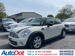 2012 MINI Cooper Base WMWSU3C59CT541912 2012 MINI Cooper Base
